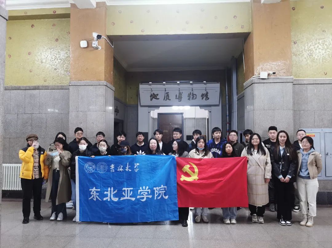 //mmbiz.qpic.cn/mmbiz_jpg/Thd7Htqbr4A74W6DnSAM5GtRXda1AJMnx1SbFDgr1HectXaVACR0uicVdG9uLzqZ8uzK7jwp5v0PFx8lD5GtFAw/640?wx_fmt=jpeg&wxfrom=5&wx_lazy=1&wx_co=1